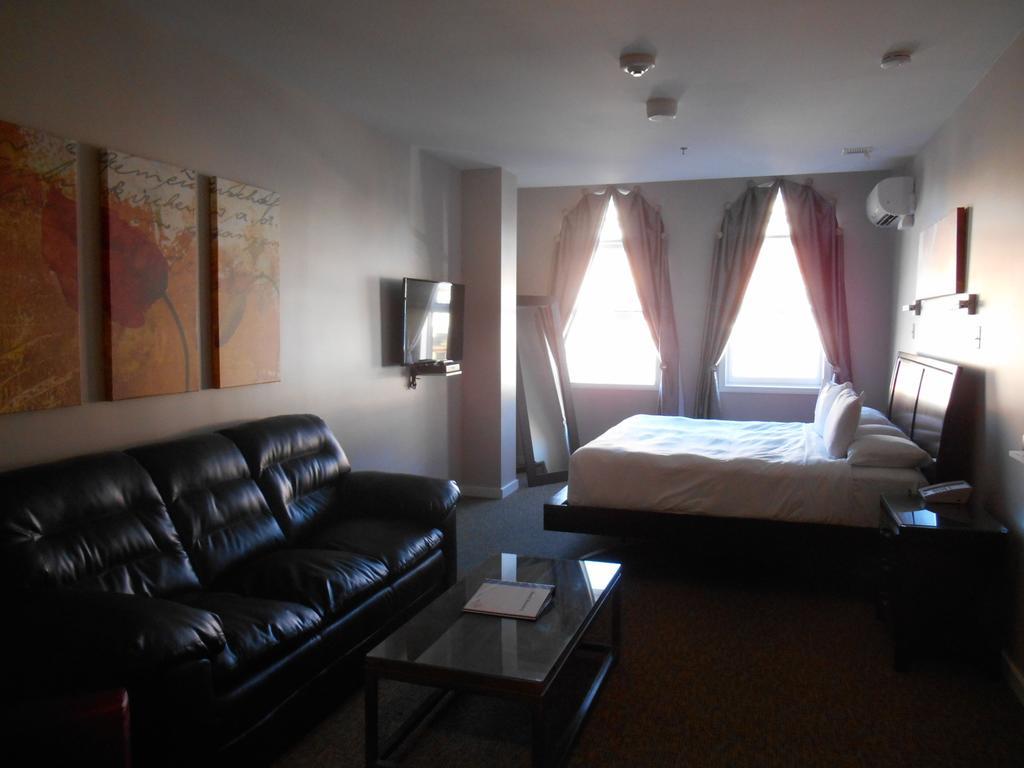 Century Casino & Hotel Cripple Creek Room photo